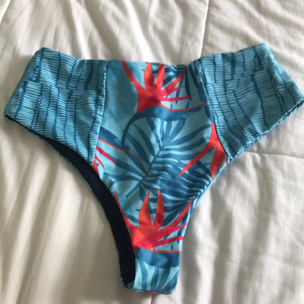 Moana High Waisted Bottoms